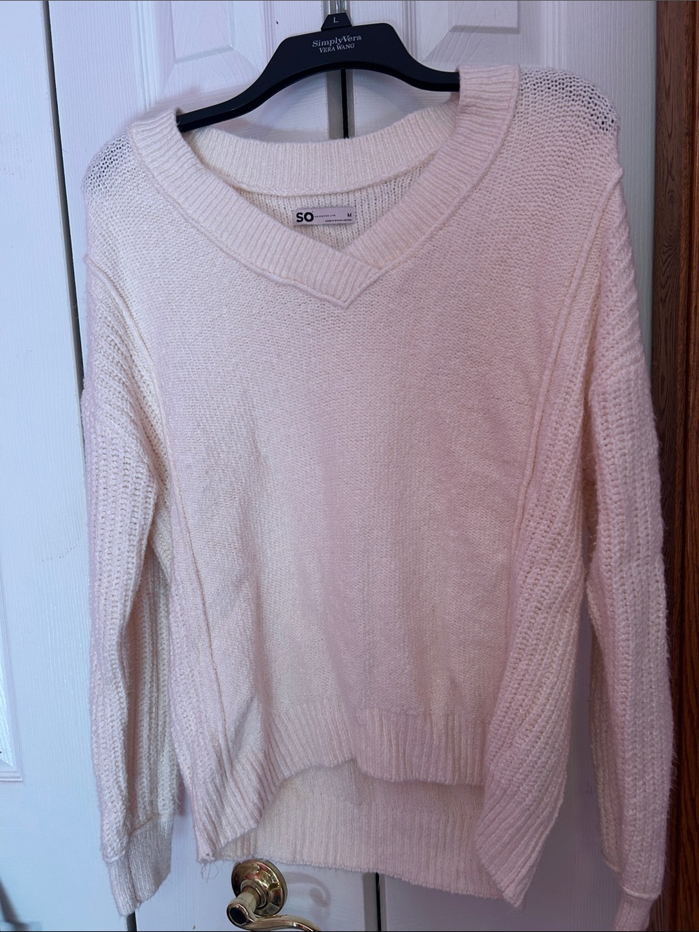 SO Cream V-Neck Lightweight Knit Sweater